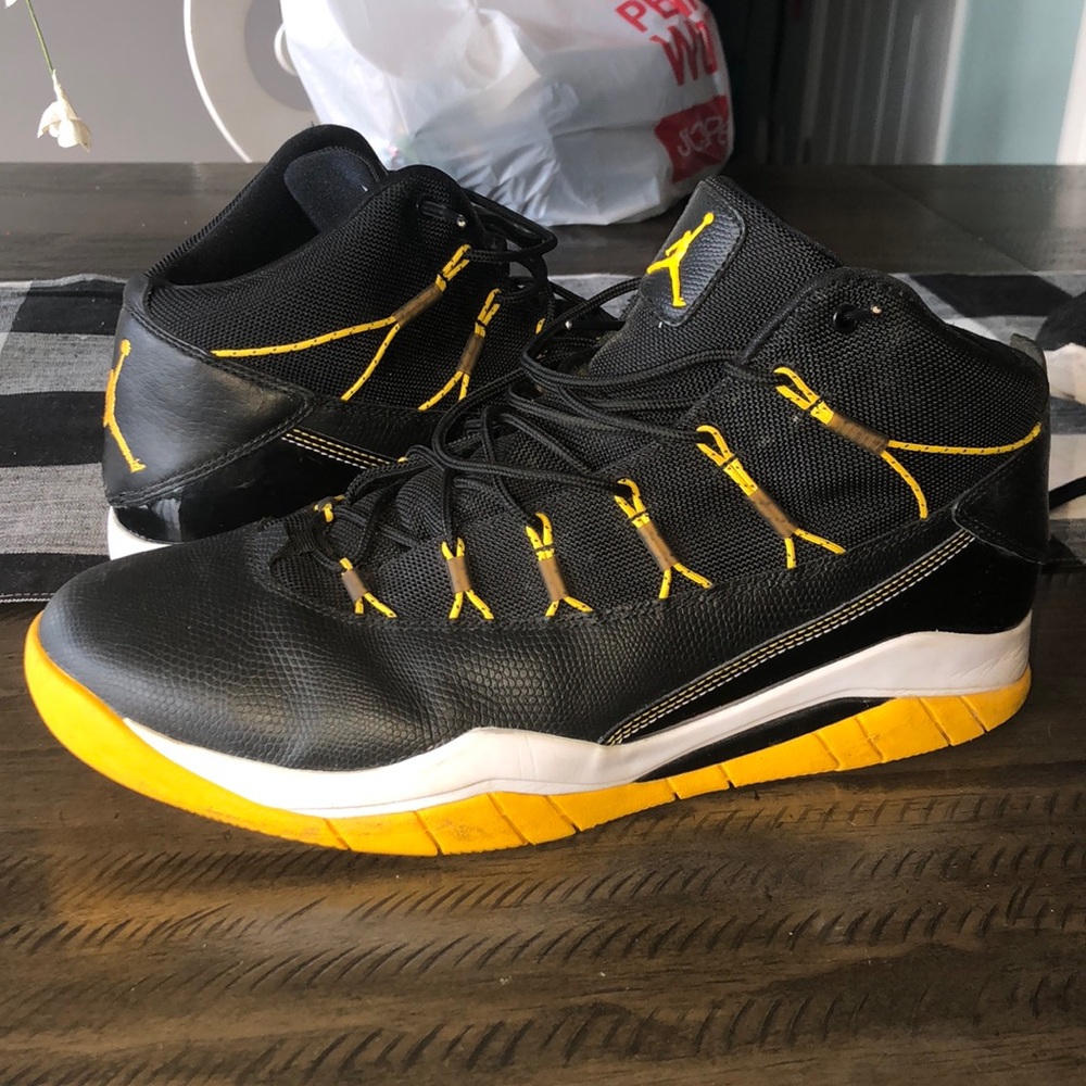 Jordan basketball shoes